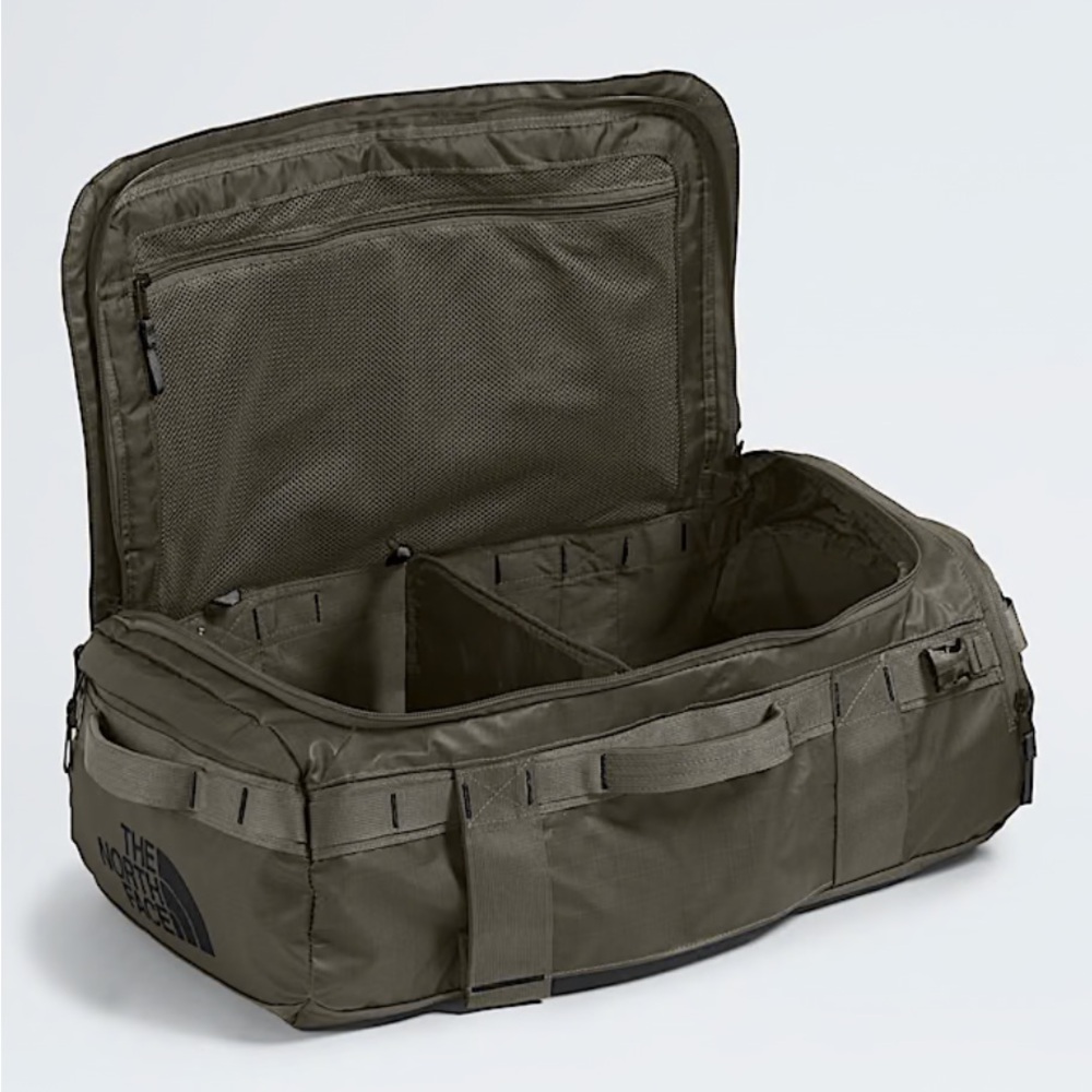 The North Face Base Camp Voyager Travel Backpack - 32L - Picture 6 of 7